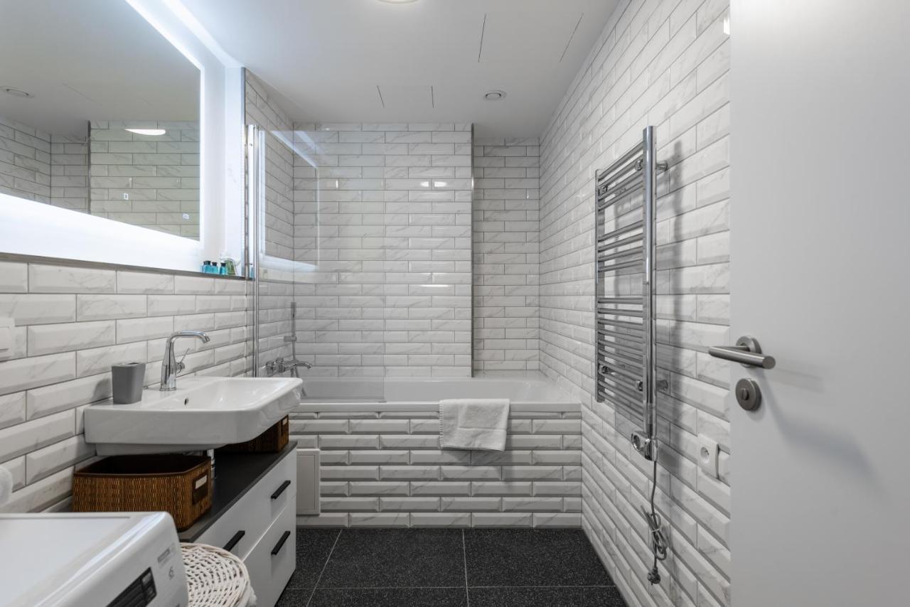 Jay Apartments Прага Екстериор снимка